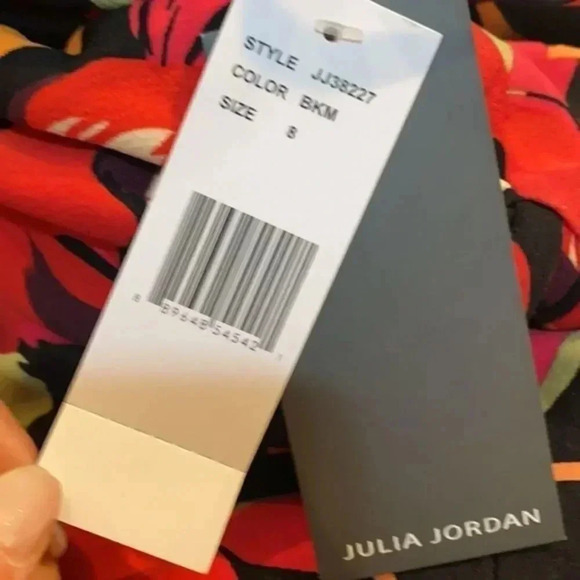 Julia Jordan printed side Twist dress - Picture 12 of 16